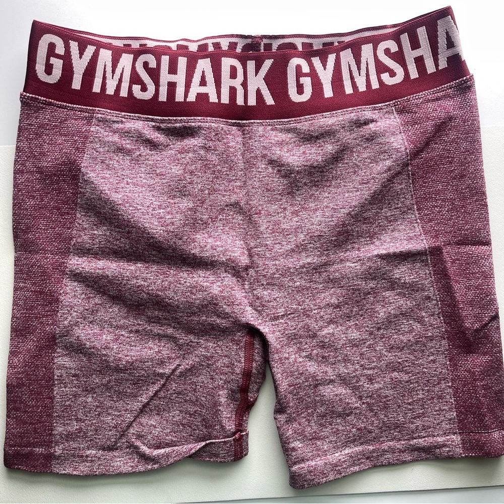 Gymshark flex shorts - medium